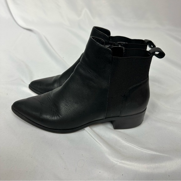 Crown Vintage Black Booties in Size 7.5 - Picture 2 of 6